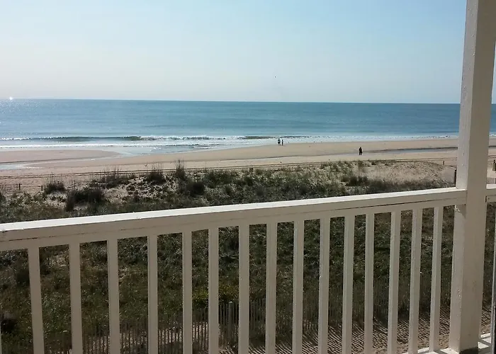 Seabonay Oceanfront Motel